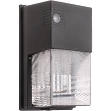 Lithonia Lighting Owp Bronze Outdoor Integrated Led 5000k Wall Pack Light With Dusk To Dawn Photocell Owp Led P1 50k 120 Pe Ddb Hp17 M4 The Home Depot