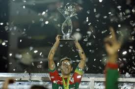 A série b do campeonato brasileiro de futebol de 2011 foi uma competição de futebol realizada no brasil, equivalente à segunda divisão. Portuguesa Goleia E Recebe Trofeu De Campea Da Serie B Esportes Estadao