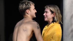 His birthday, what he did before fame, his family life, fun trivia facts, popularity rankings, and more. Anwar Hadid Promiflash De
