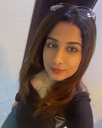 Sylvia Dmello || سيلفيا دميلو‎