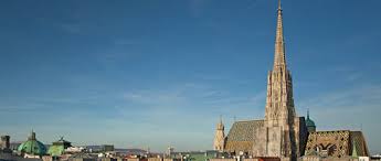 Der stephansdom ist das wahrzeichen wiens. Der Stephansdom In Wien