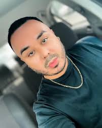 Jonathan Levi (@levileakes) • Instagram photos and videos