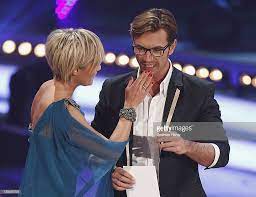 18,043 likes · 7,808 talking about this. Nieuwsfoto S Helene Fischer And Her Partner Florian Kort Haar Kort Haar Kapsels Kortere Kapsels