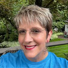 Are these enough roots to put the Christmas cactus in a pot with dirt?