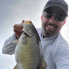 Matt Ells's Instagram, Twitter & Facebook