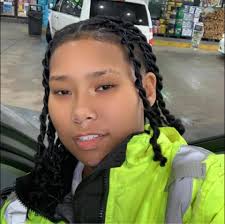 Profile for Pretty Lewiss