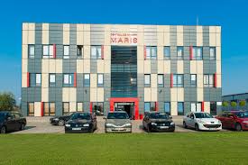 Asociatia centrul de afaceri resita prin centrul de formare profesionala este unul din cei mai importanti furnizori de formare profesionala pentru adulti avand peste 1200 persoane scolarizate pe an in toate tipurile de formare initiere specializare perfectionare calificare. Proiecte Regio Por 2007 2013 Adrvest Agentia Pentru Dezvoltare Regionala Regiunea Vest