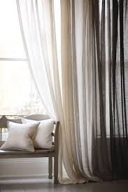 Design Black And Beige Curtains Keep The Cold Out This Winter With These Energy Efficient Curtain Ideas Sovremennye Shtory Okonnye Pokrytiya Tkanevye Shtory