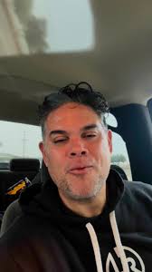 See you tomorrow familia! Tag who you’re inviting g to church tomorrow!  🙌🏼 Palm; 8AM