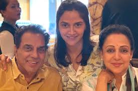 Reddit gives you the best of the internet in one place. Dharmendra Hema Malini S Daughter Ahana Deol Gives Birth To Twin Girls Names Them Astraia And Adea India Com