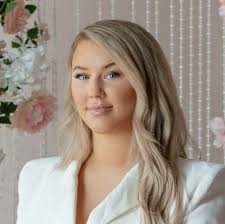 Mallory Greene's Instagram, Twitter & Facebook