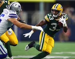 Running back, green bay packers. Aaron Jones Deserves An Extension Total Packers