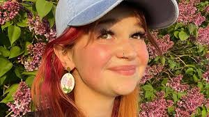 See the photos: View pictures of Amanda Caruso, a Webster native who as a  toddler successfully received a double lung transplant. She died at age 28.  bit.ly/46fosWD