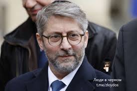 I'm French and got to make my stand against Macron's stand. Am Ysrael Chay