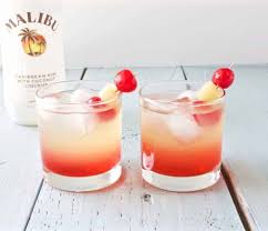 You can float lemon or lime slices in the punch bowl as a garnish. Malibu Sunset Cocktail Mixgetranke Einfaches Und Gesundes Rezept