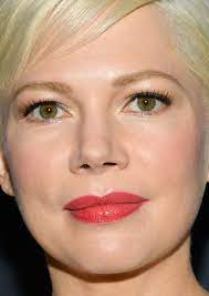 Close Up Of Michelle Williams At The 2019 New York Premiere Of Fosse Verdon Brown Brow Gel Celebrity Makeup Looks Celebrity Makeup