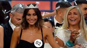 View latest posts and stories by @rachele_risaliti rachele risaliti in instagram. La Fiorentina Rachele Risaliti E Miss Italia 2016