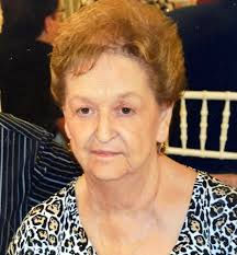 Lillian Bowles's Instagram, Twitter & Facebook