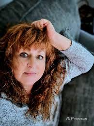 Heather Higley's Instagram, Twitter & Facebook