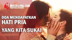 Berikut tata cara mengamalkan doa memikat pria melalui fotonya yang diajarkan oleh seorang pakar ilmu pengasihan asal kudus jawa tengah, beliau adalah kang masrukhan. Doa Untuk Memikat Hati Pria Yang Kita Sukai Nyatakan Cinta Padamu