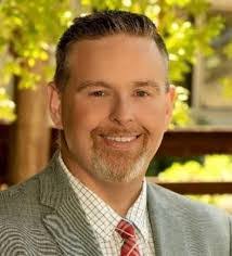 Thomas Rizza's Instagram, Twitter & Facebook