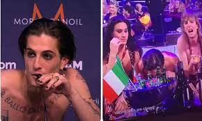 James newman flies the flag for the uk at the 65th eurovision song contest in rotterdam. X4dkfkzmpx3ldm