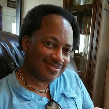 This is what happens when Shauna Lake and I try to take a picture together.  #cantstoplaughing Amazing photography courtesy Mark Koelbel.