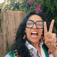 I heard someone say my food was ready ☕️🍦🍲🍽️🍻🌮🤣 The key to my heart  is giving/making/baking me food ✨ #foodie #keytomyheart #smilemoreoften  #eatwithme