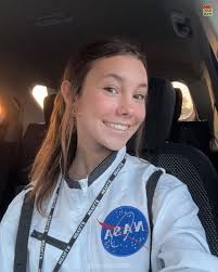 Hi!! My name is Sophia Bonin, and I'm from Monroe Louisiana, although I  grew up in Denver Colorado. I'm not 100% committed to Boulder but I will be  attending in the fall