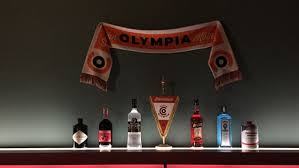 Listen to groovin' (on a sunday afternoon) from fattburger's greatest hits for free, and see the artwork, lyrics and similar artists. Groovin On A Sunday Afternoon Im Clubheim Olympia Mit Vergnugen Koln