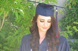 This long hairstyle for straight hair can be worn by any woman with any face shape. Pin By Ingel Tucker On Makeup Hair Graduation Hairstyles Graduation Hairstyles With Cap Long Hair Styles