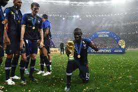 Makelele was 30 when he signed with chelsea so kante has time to develop into the player claude was when he joined us. N Golo Kante Is Still Number One Insists Talksport Host After Claim West Ham S Declan Rice Would Be Upgrade On Chelsea Midfielder Laptrinhx News