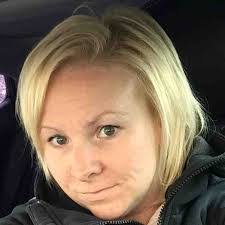 Jennifer Varga's Instagram, Twitter & Facebook