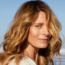 You can add some dimension to your hair by adding babylights, you can change it up completely and go platinum blonde, or you can finally make the. 9 Of The Best 2020 Hair Color Trends Wella Professionals
