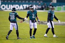 The eagles compete in the national football league. Dlkaez62kmg5fm