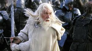 Jamais ce royaume autrefois puissant n'a eu autant besoin de son roi. Le Seigneur Des Anneaux Les 5 Meilleures Repliques De Gandalf Dans Le Retour Du Roi Cnews