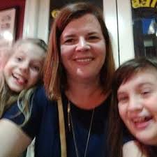 Carrie Manning (@CarrieM59204344)