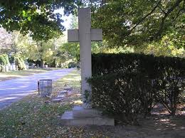The Grave Of Edward Kennedy Duke Ellington At Woodlawn Cemetery Located In The Bronx Ny Duke Ellington Woodlawn Cemetery Ellington