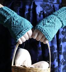 These wrist warmers are a fun beginner knitting pattern to help you learn how to knit stockinette stitch and best of all keep you warm on those this super easy quick to knit project will keep your hands and arms cozy and warm. Wrist And Hand Warmer Knitting Patterns In The Loop Knitting