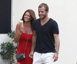 Energie dank schwangerschaft von sabia boulahrouz. Rafael Van Der Vaart And Girlfriend Sabia Boulahrouz Stroll Through St Tropez While On Holiday Daily Mail Online