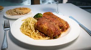 Local cuisine is available at the tower's revolving dining room and summit suite buffet, both with fantastic waterfall Skylon Tower Revolving Dining Room Menu 44 More Than Ideas Strdrm Hausratversicherungkosten Info