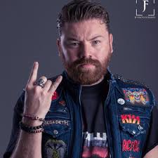 Jose Pontaza's Instagram, Twitter & Facebook