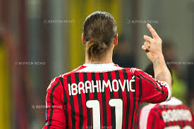 La vidéo d'ibra contre le coronavirus. Uefa Champions League 2011 12 Ac Milan 4 0 Arsenal Nippon News