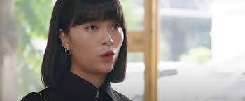 Đi giữa trời rực rỡ" tập 40: Chải làm phục vụ quán phở, Quang "đối đầu" Bảo  Anh