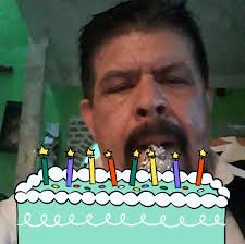 El 8 de Septiembre de 1940 nació en Guachinango Jalisco, el músico y  mariachi José Natividad de Santiago ("Nati de Santiago" pa'los cuates).  Reconocido guitarronero, que formó parte del Mariachi Vargas por