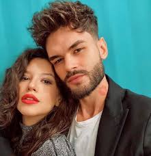 Muzica noua cleopatra stratan, vezi melodii noi cu cleopatra stratan dar si alte colaborari! Cleopatra Stratan È™i Edward Sanda SÄƒrut PÄƒtimaÈ™ Pe Internet Porumbeii Au RenunÈ›at De Tot La InhibiÈ›ii Foto