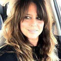 Lara Tapia's Instagram, Twitter & Facebook