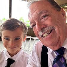 Brenda Leasure's Instagram, Twitter & Facebook