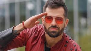 Ir a la página web. Mike Bahia Revela El Nombre Que Le Pondra A Su Primera Hija Noticias Radio Moda