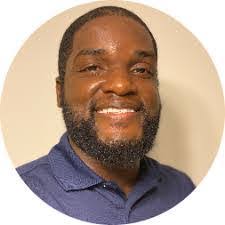 Elinor Bates's Instagram, Twitter & Facebook